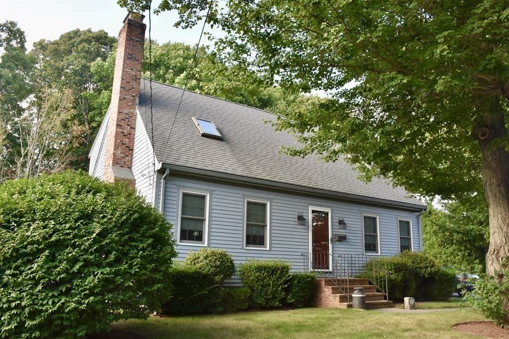 913 Bristol Street - Photo 1