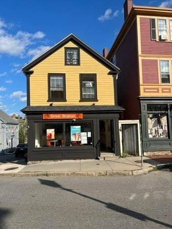 146 Washington - Photo 1