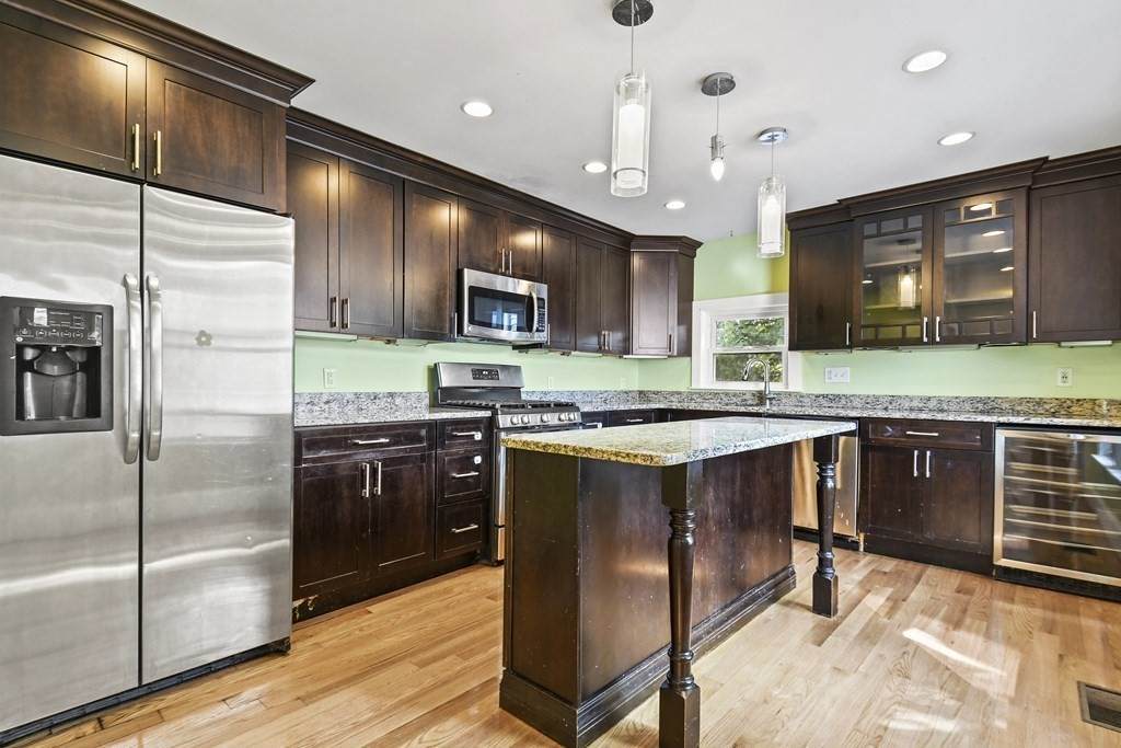 163 Burrill St - Photo 1