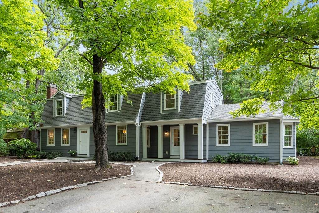 11 Shore Drive - Photo 1