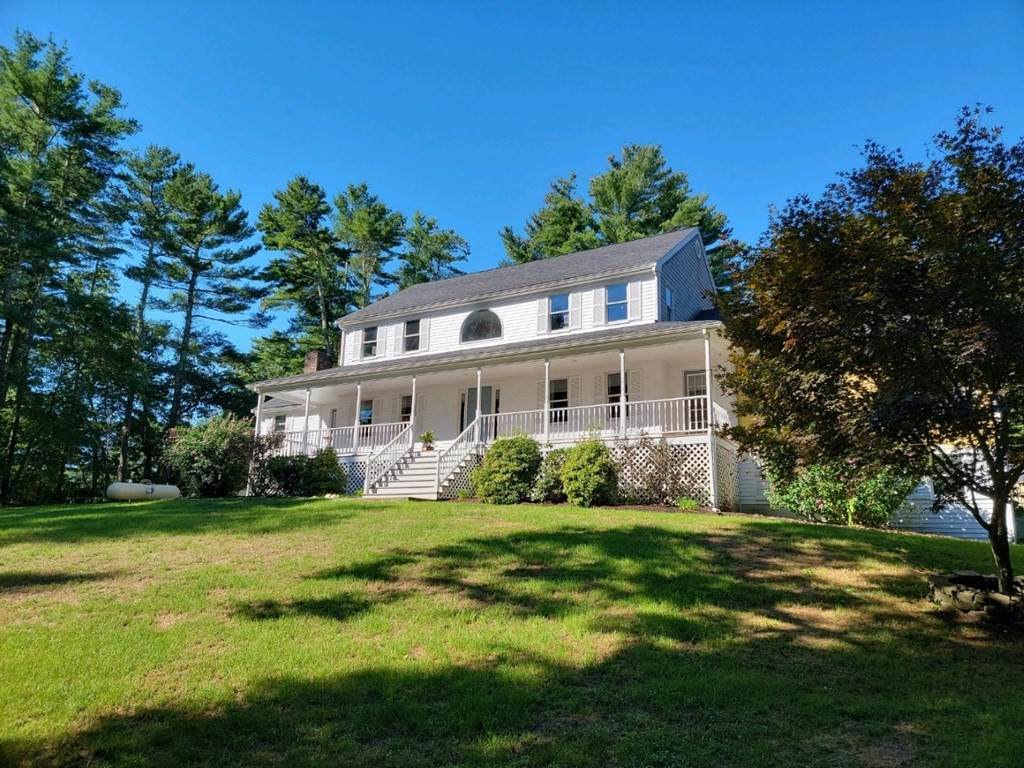 136 Paradise Lane - Photo 1
