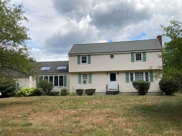 1069 Main St. - Photo 1