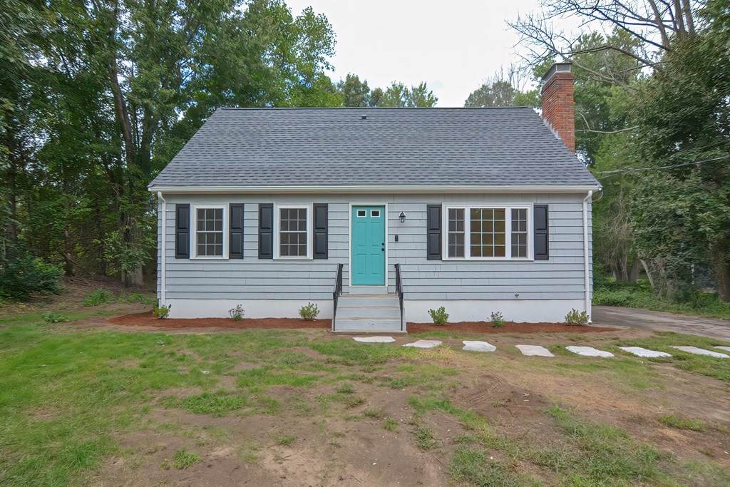 146 E Main St - Photo 1