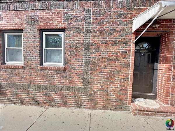 90 Brooks Street - Photo 1