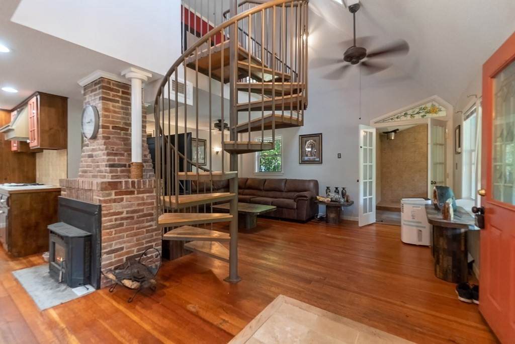 6 Sunset Rock Rd - Photo 1