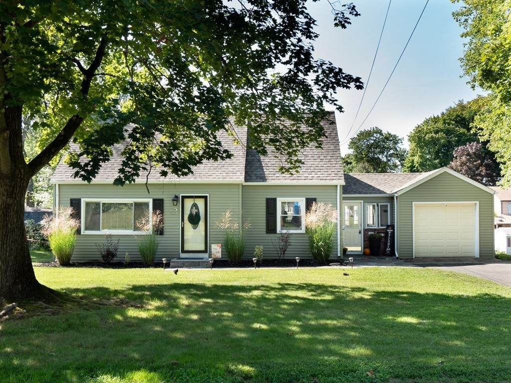 161 Robinson Road - Photo 1