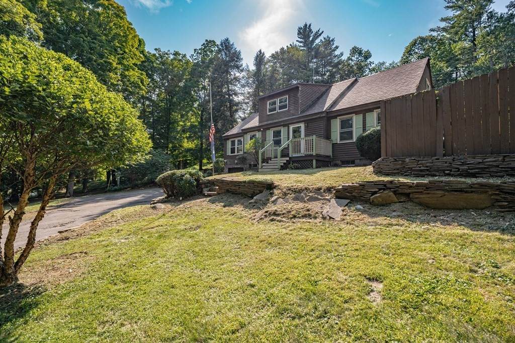 110 Amherst Rd - Photo 1