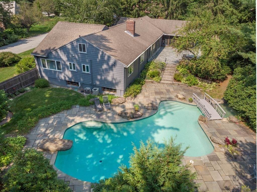 6 Knollwood Drive - Photo 1