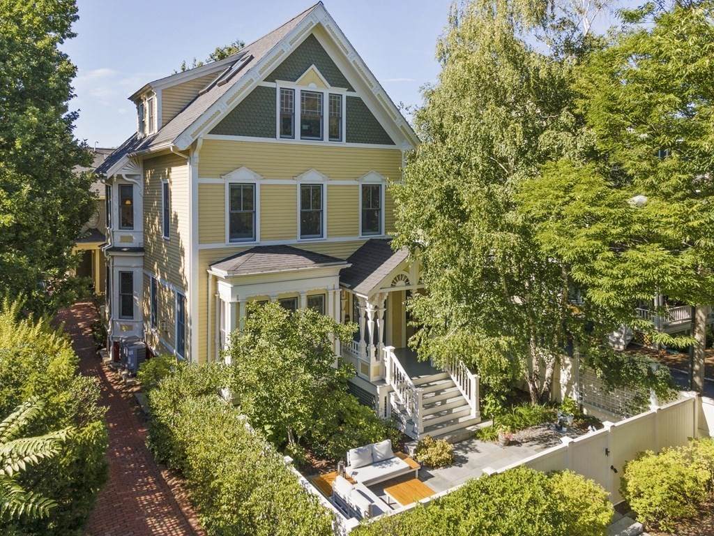 19 Highland Avenue - Photo 1