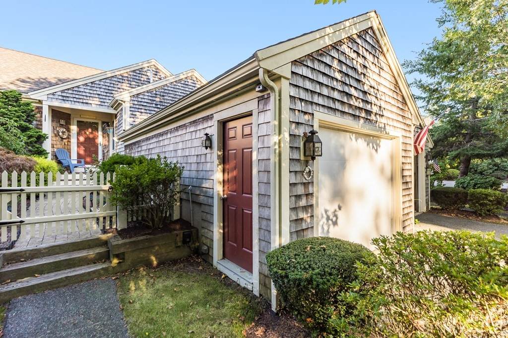 32 Margeson Row - Photo 1