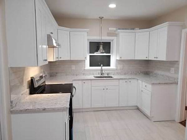 83 Waverly St - Photo 1