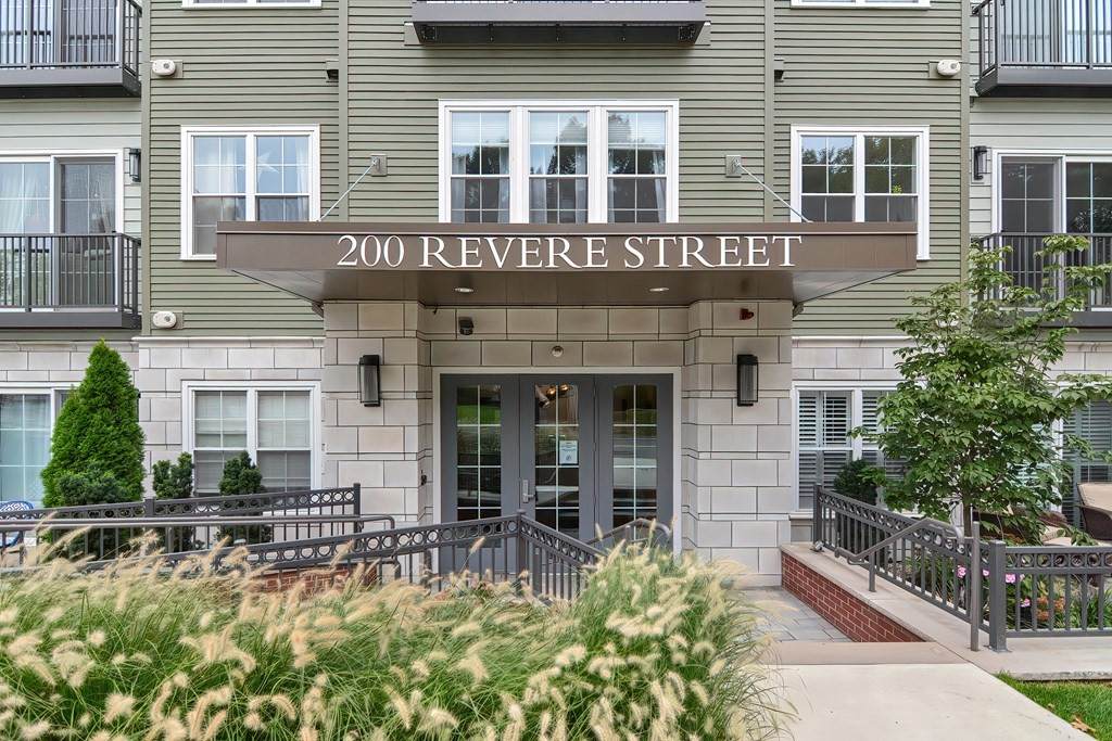 200 Revere St - Photo 1
