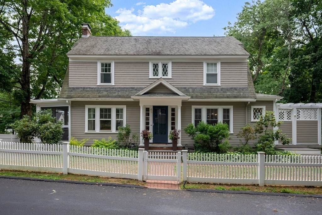 45 Howe Street - Photo 1