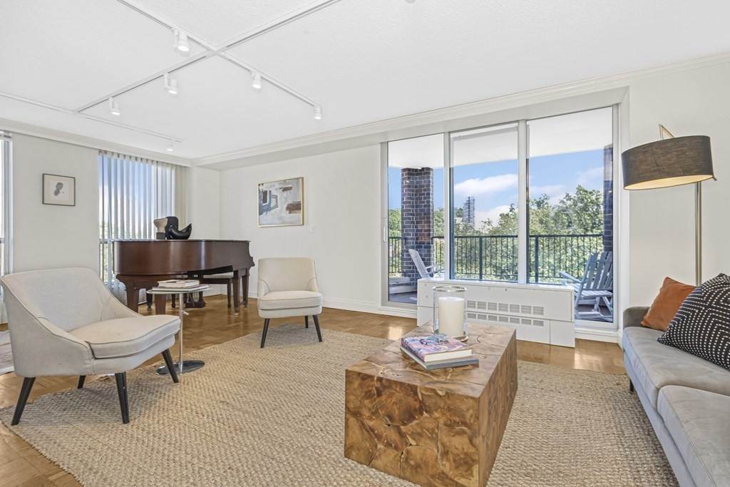 77 Pond Ave - Photo 1
