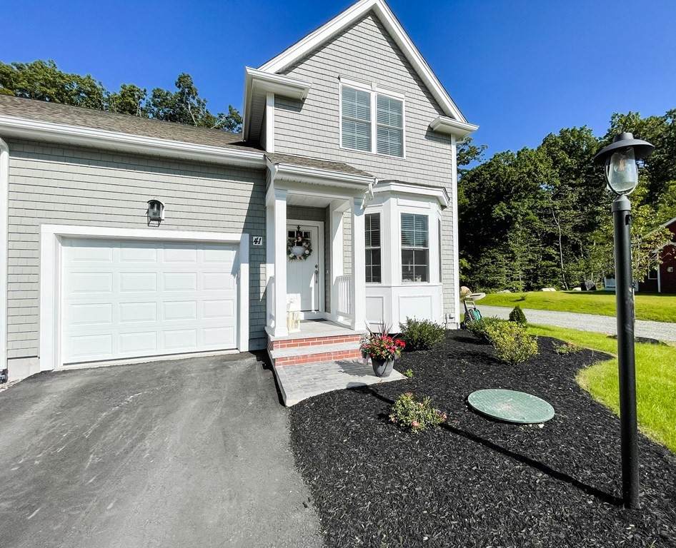 41 Acorn Place - Photo 1