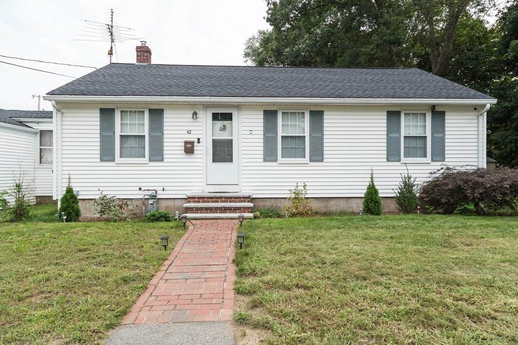 42 Stebbins Ave - Photo 1