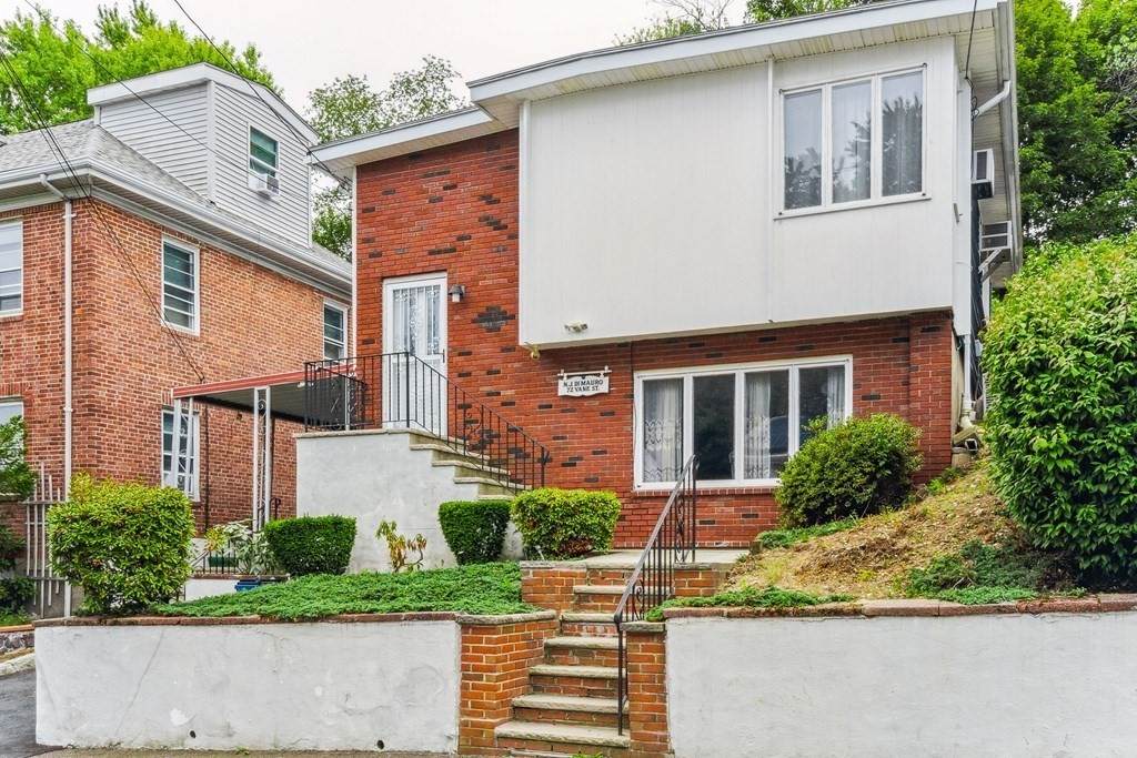 72 Vane St - Photo 1