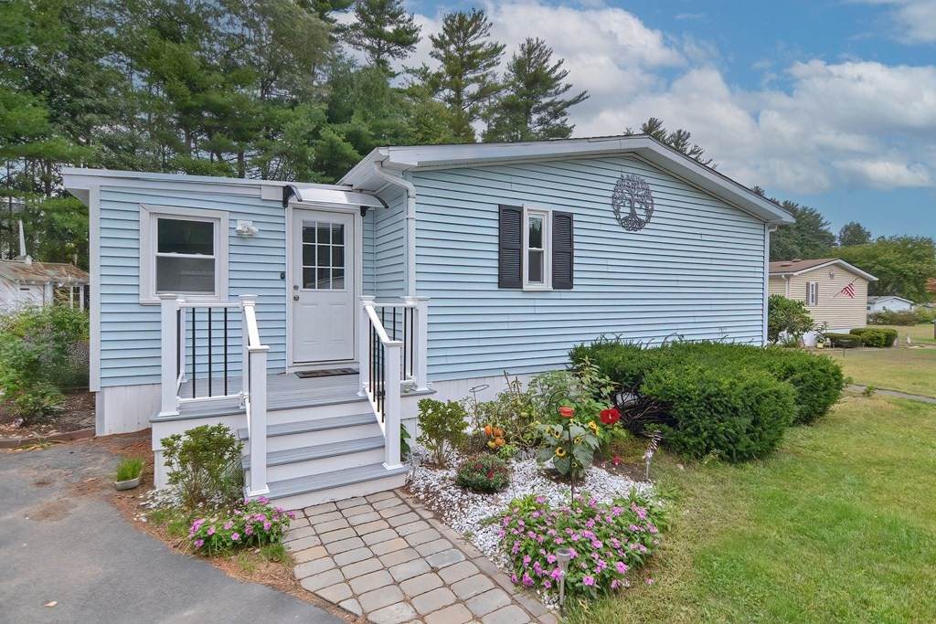 13 Foxtail Drive - Photo 1