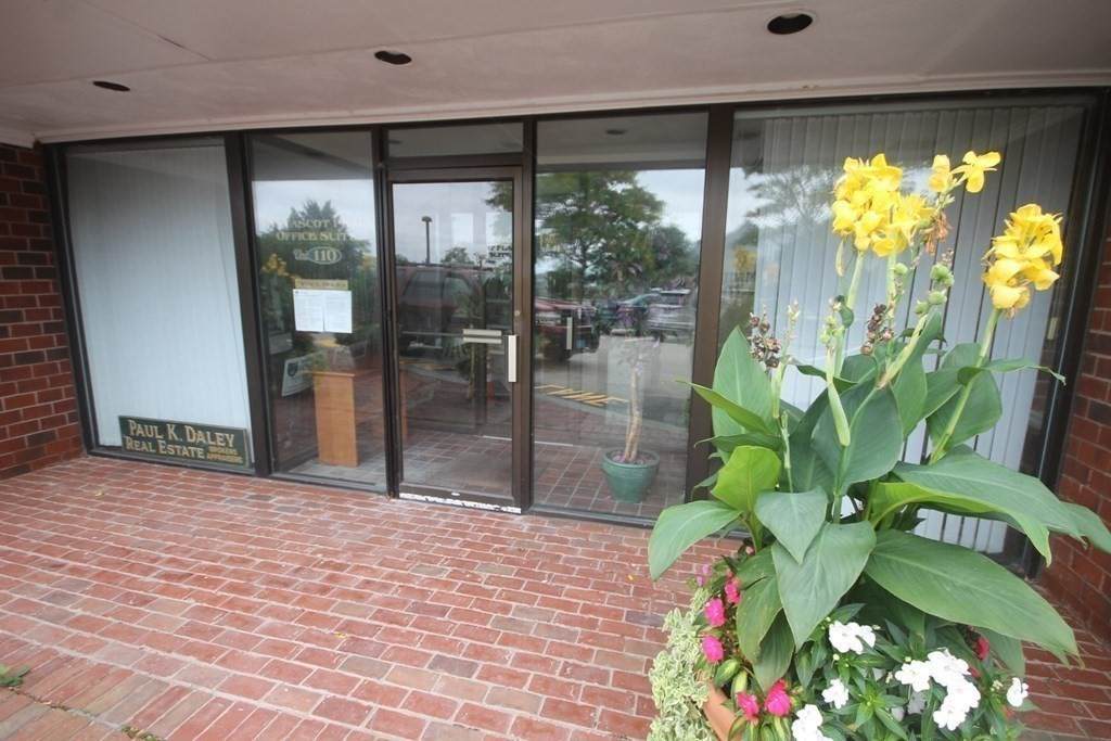 155 George Washington Boulevard - Photo 1