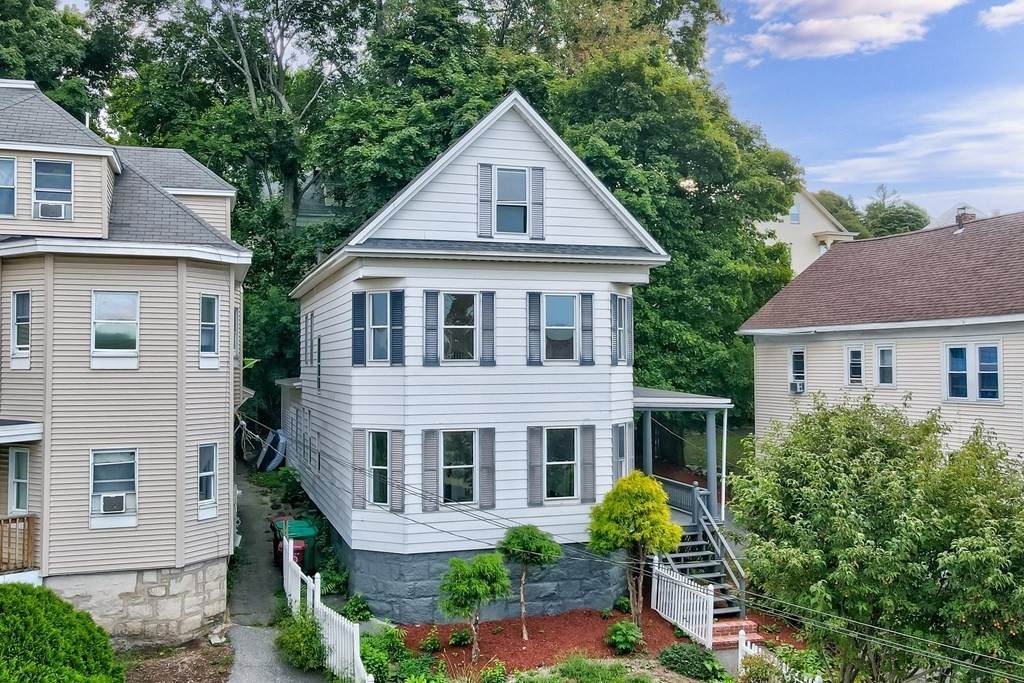 855 Bridge St - Photo 1