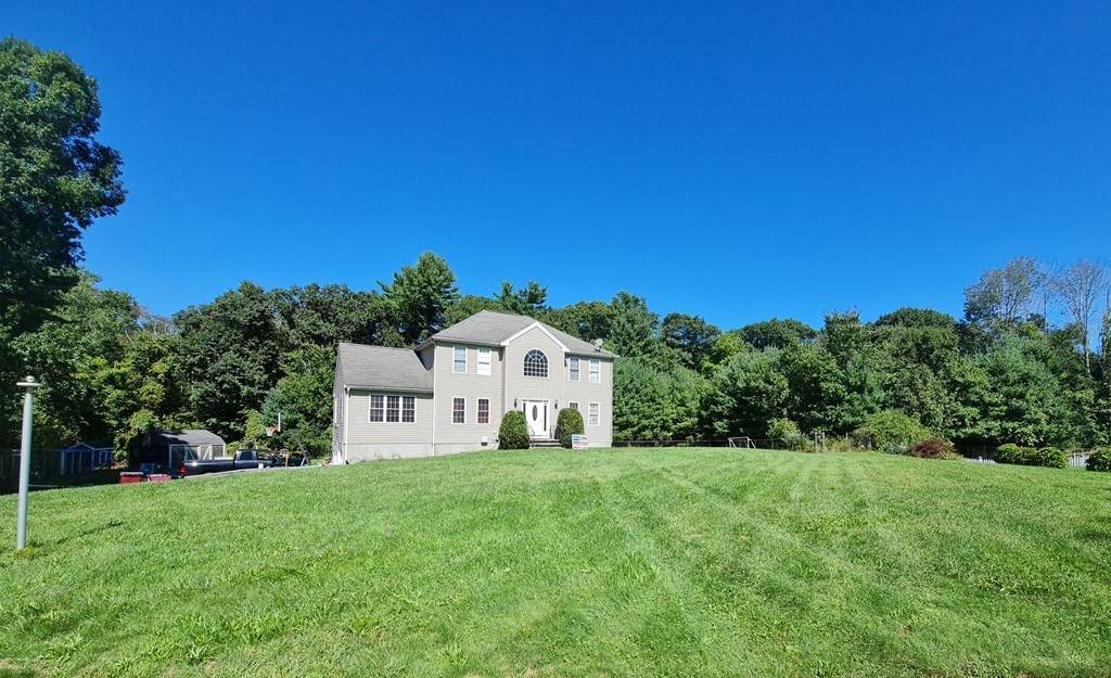 21 Winterberry Hill Ln - Photo 1