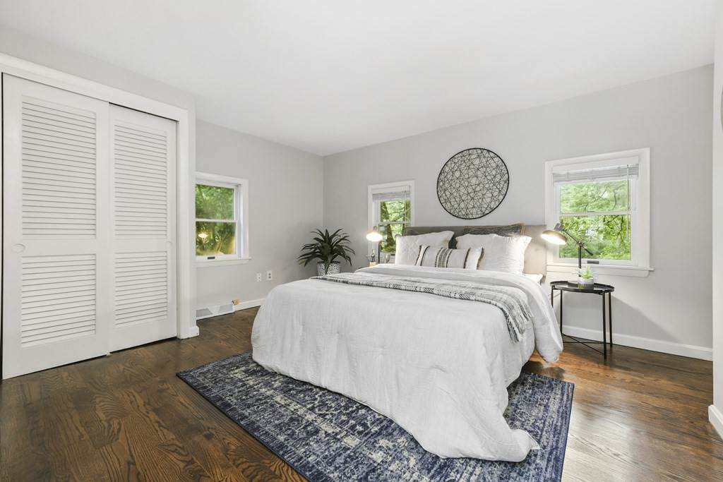 38 Connecticut Ave - Photo 1