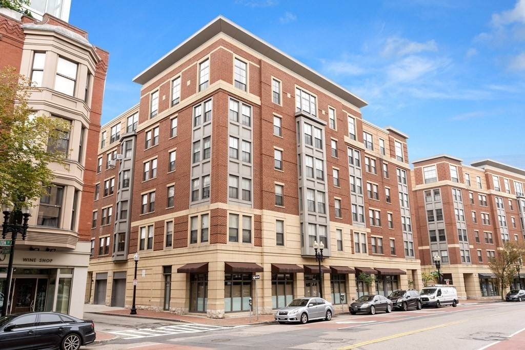 2 Rollins St - Photo 1