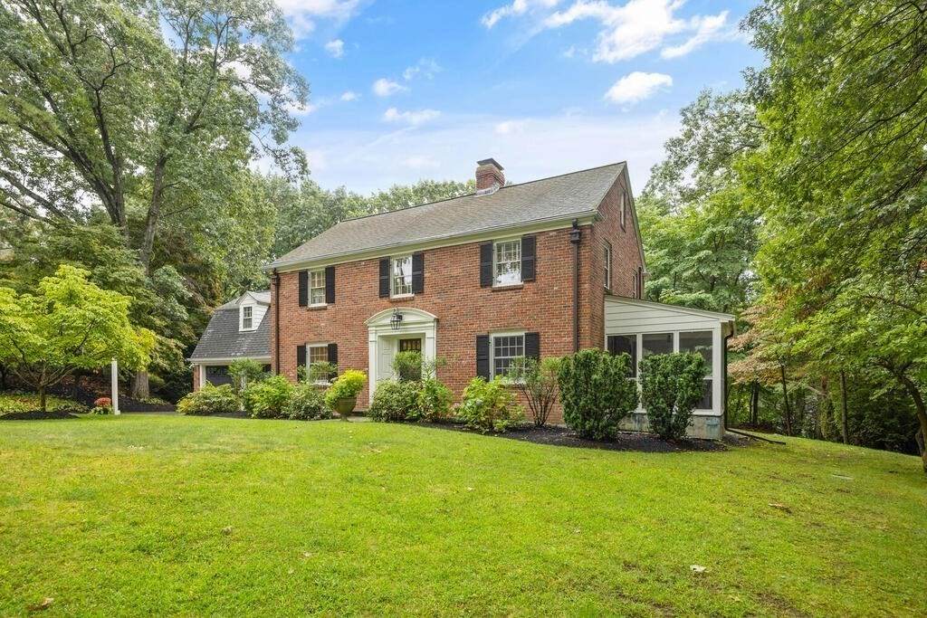 196 Follen Rd - Photo 1