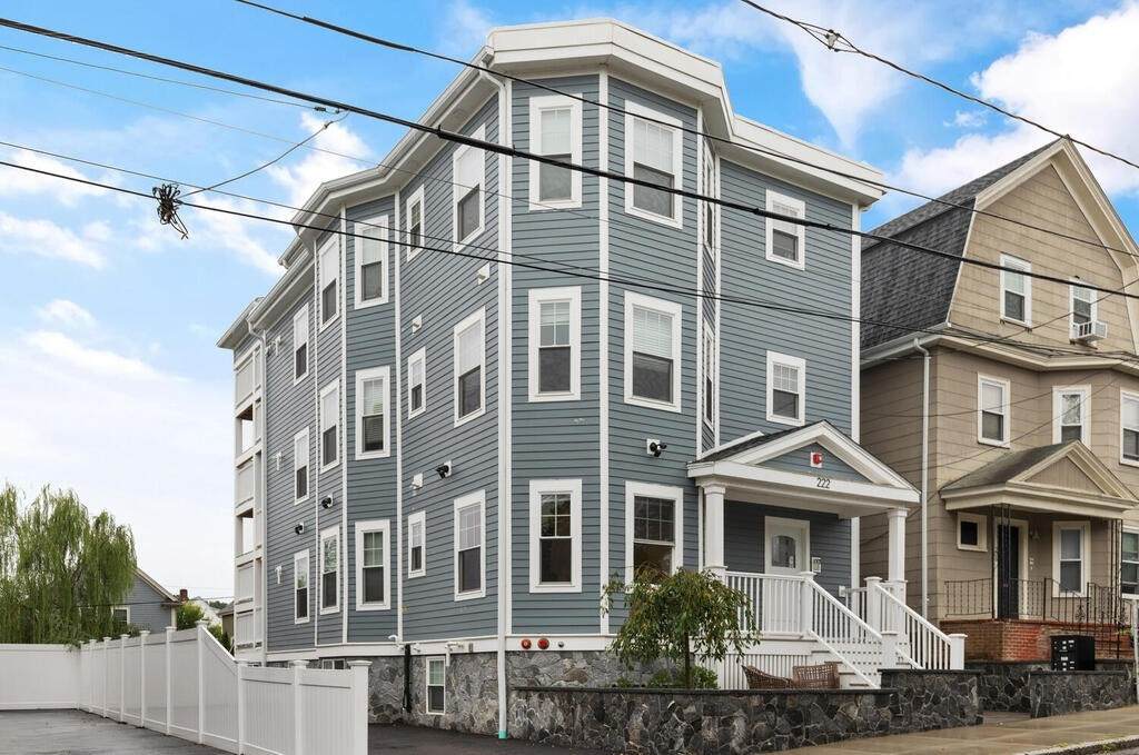 222 Roslindale Ave. - Photo 1
