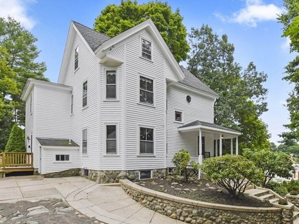 22 Clinton Street - Photo 1