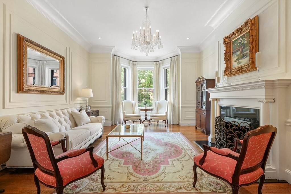 192 Marlborough Street - Photo 1