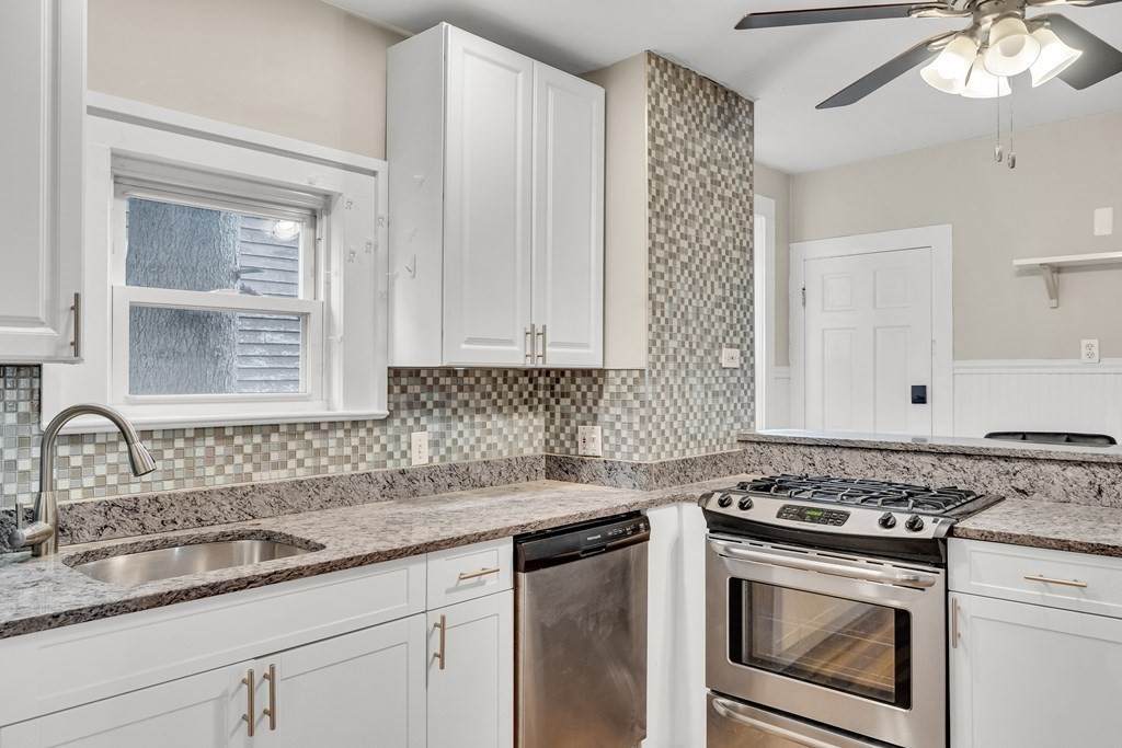 25 Boynton St - Photo 1