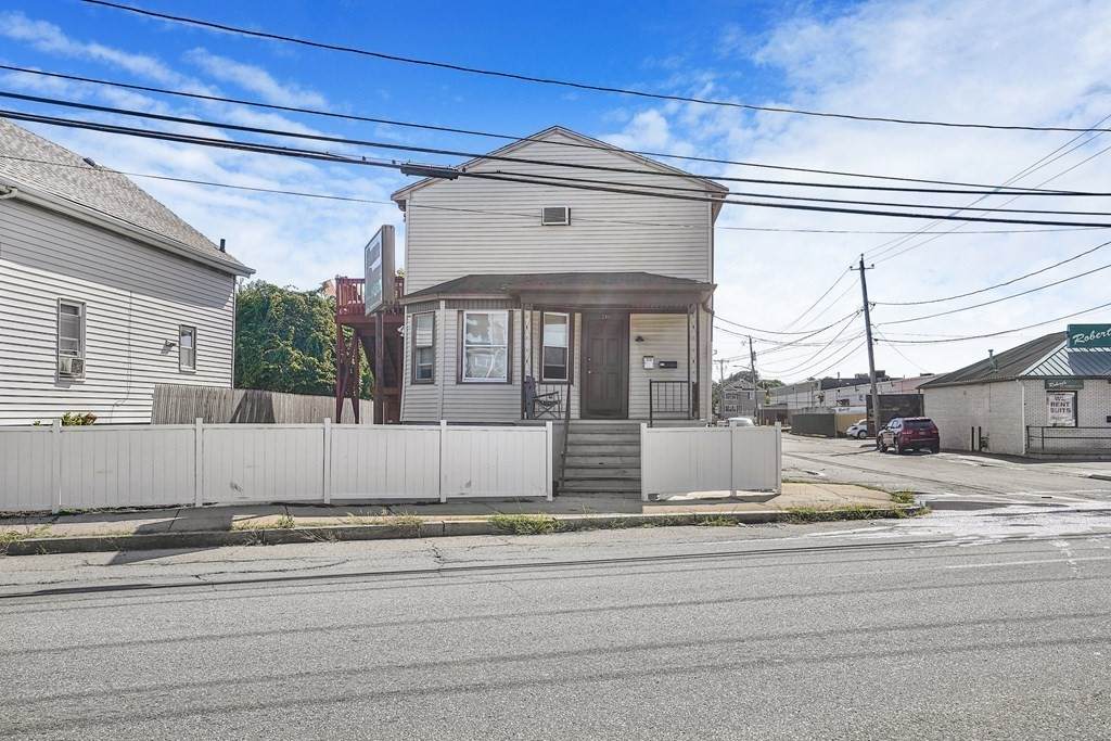 290 Rhode Island Avenue - Photo 1