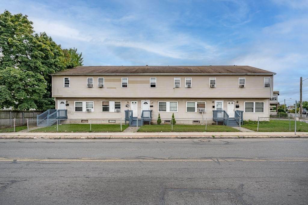 374 Walnut St - Photo 1