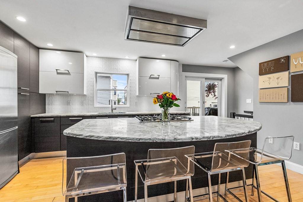 122 W 3rd St. - Photo 1