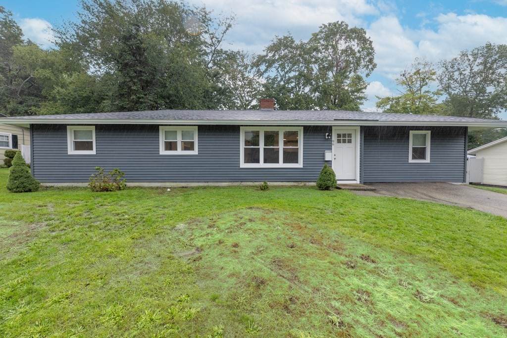 96 Poole Circle - Photo 1