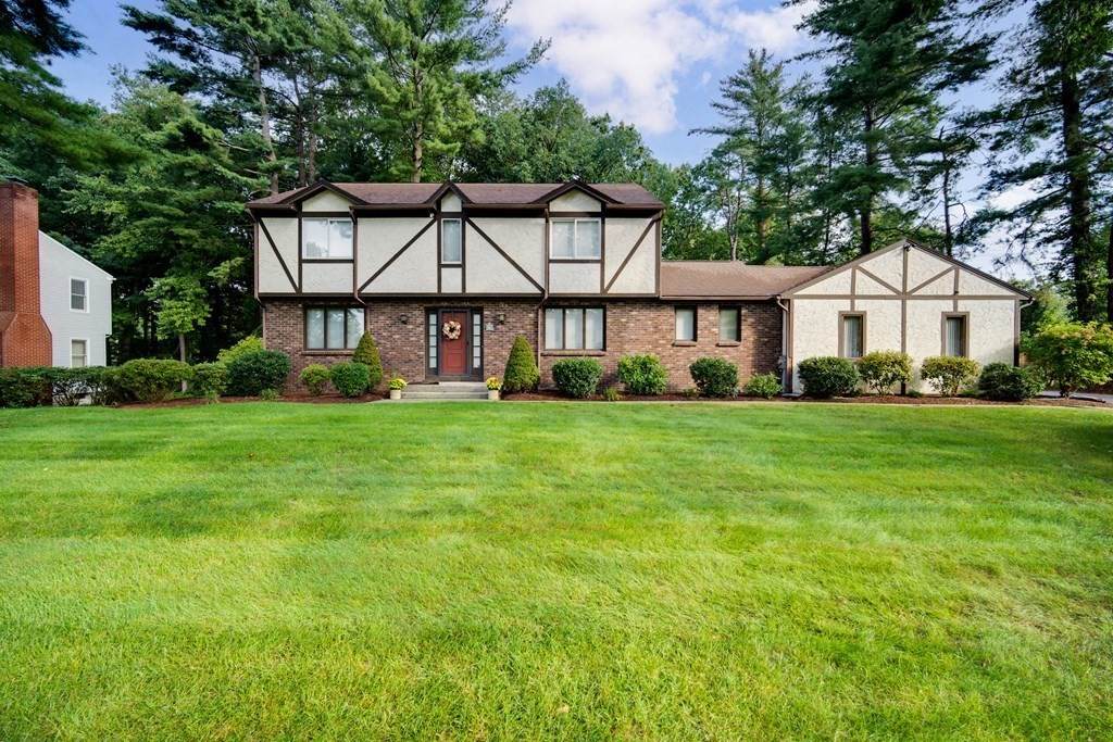 70 Canterbury Ln - Photo 1