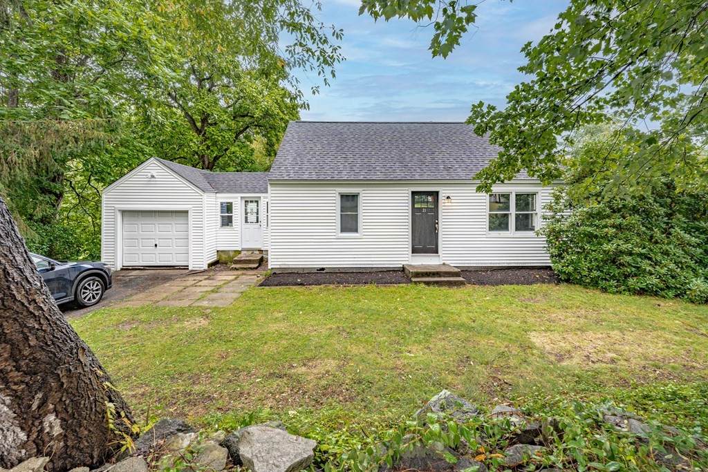 21 Wilbraham Rd - Photo 1