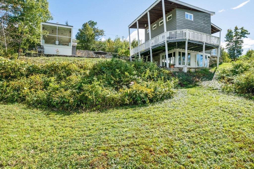 11 Upper Hampden Rd - Photo 1