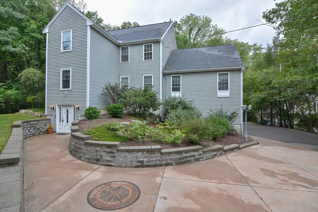 157 Summer Street - Photo 1