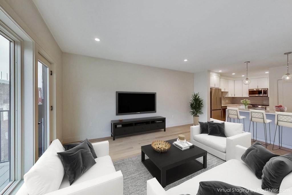 69 Lubec St - Photo 1
