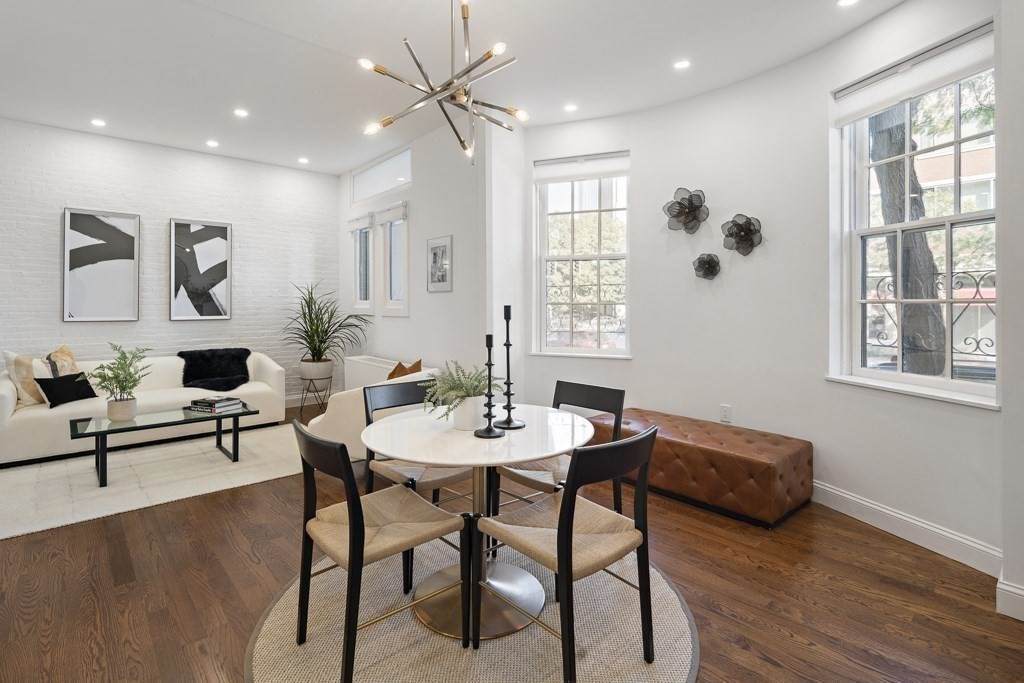 13 Bowdoin - Photo 1