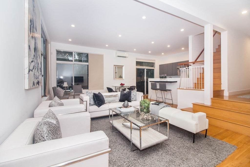 41 Dana St - Photo 1