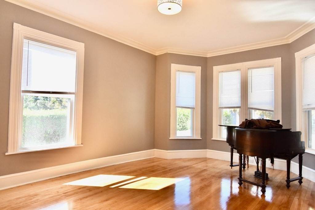 28 Virginia Street - Photo 1