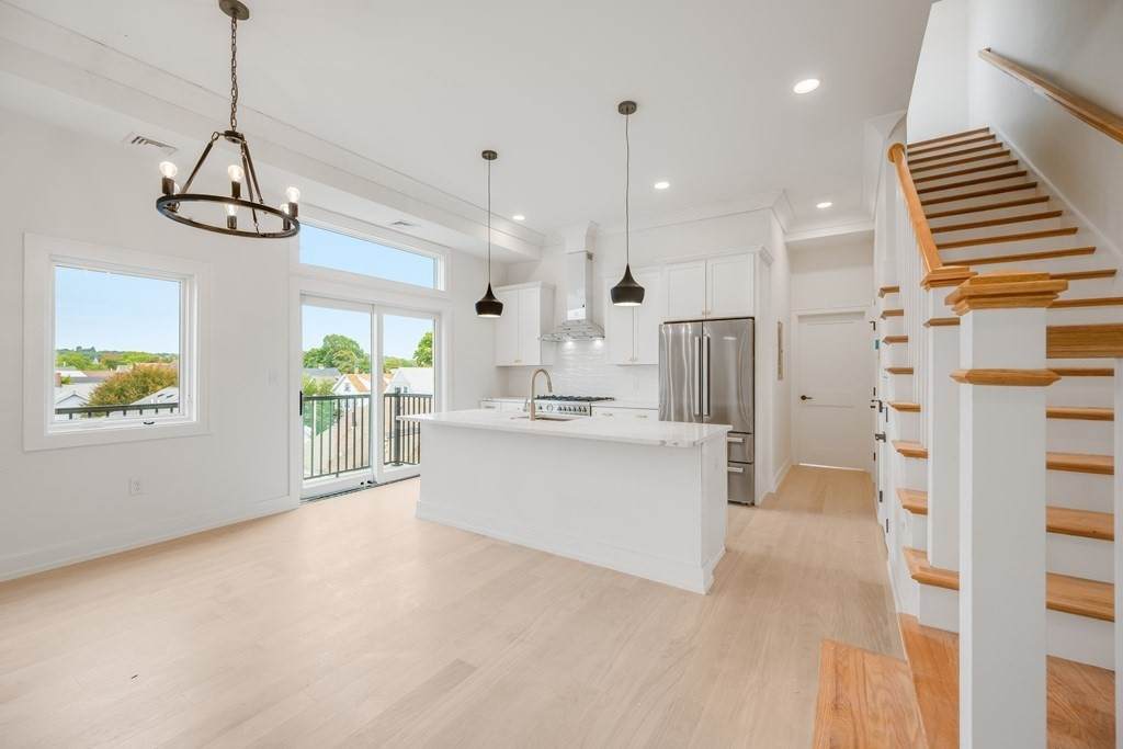 34 Salem St - Photo 1