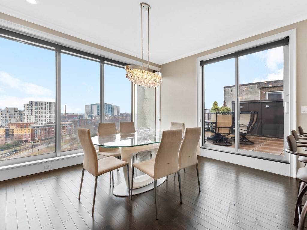 33 Pond Ave - Photo 1