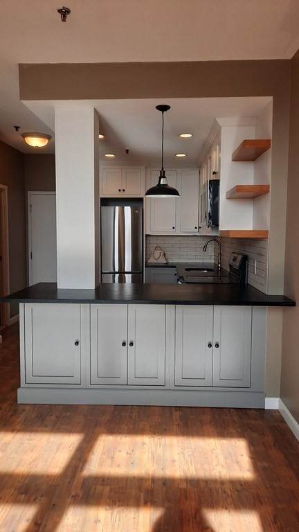 150 Orleans Street - Photo 1