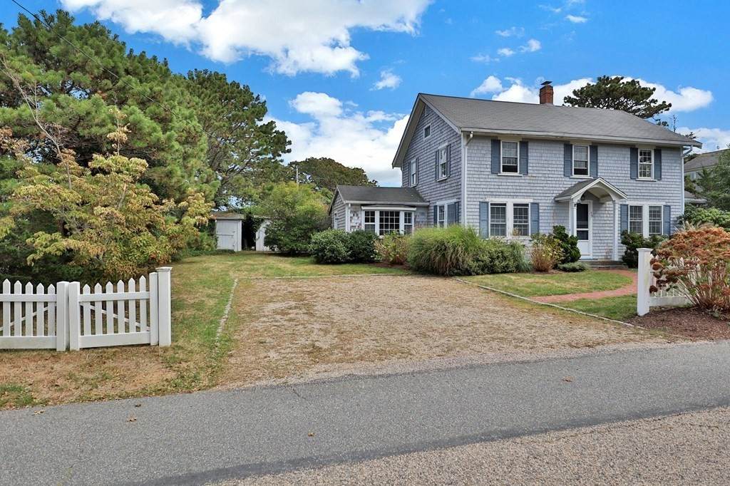 39 Wah Wah Taysee Rd - Photo 1