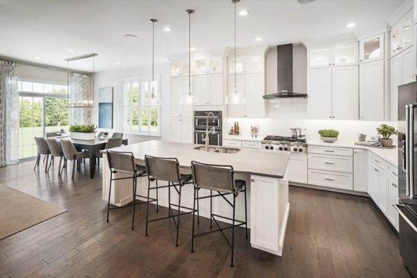 2 Glen Ellen Blvd. - Photo 1