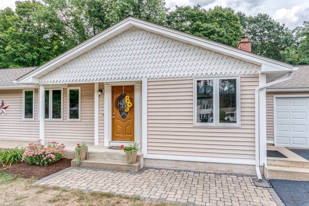 7 Pine Drive - Photo 1